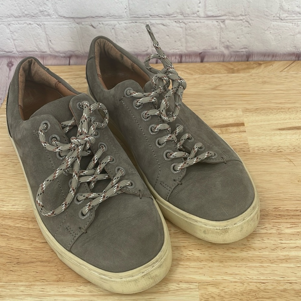 Frye Greyish Brownish Lace Up Fashion Sneakers Ivy Hiker Low Top Suede size 7
